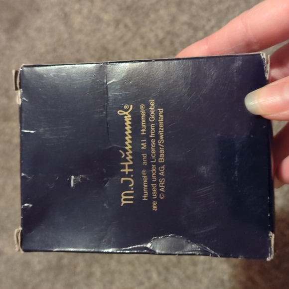 Reutter Porzellan MJ Hummel Miniature Tea Set - Picture 4 of 8